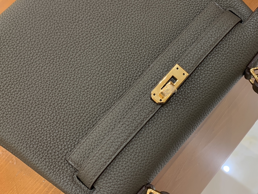 0bc98fe396b5be183f64890cc900841a_1733708268_1985.jpg 0bc98fe396b5be183f64890cc900841a_1733708268_1985.jpg