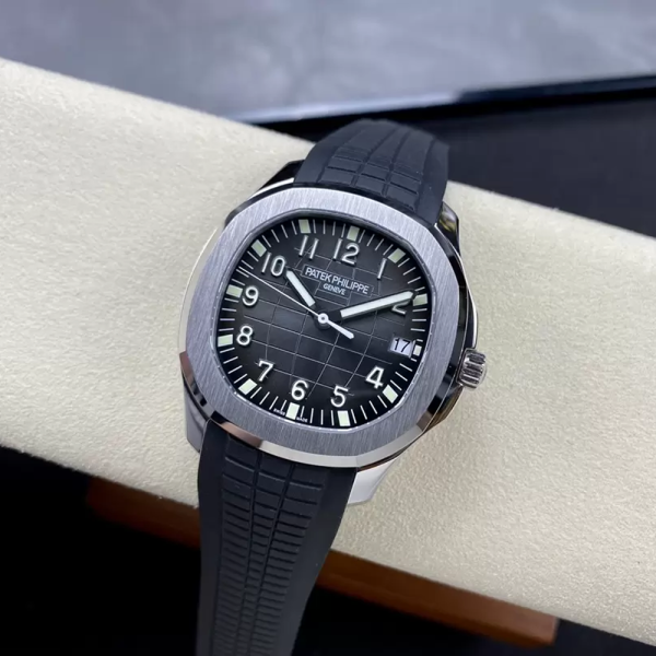3K공장 파텍필립 아쿠아넛 블랙 다이얼 42mm 5167