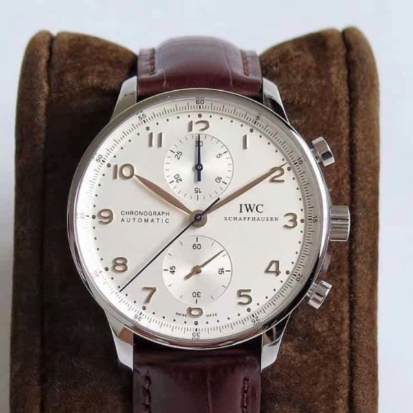 ZF공장 IWC 포르투기저 크로노그래프 화이트골드 화이트 다이얼 레더 스트랩 41mm IW371445
