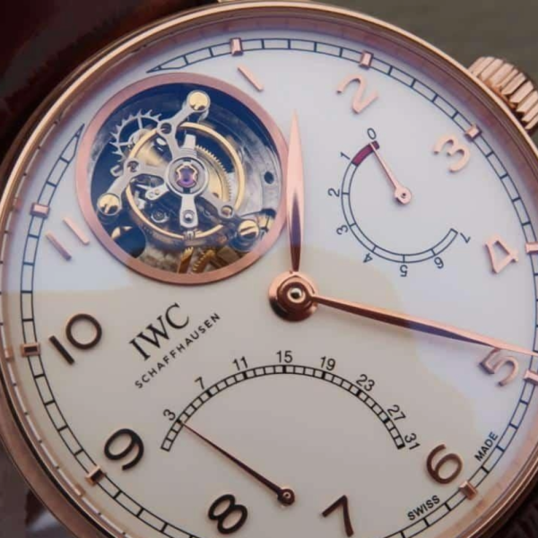 AZ공장 IWC 포르투기저 투르비옹 로즈골드 화이트 다이얼 레더 스트랩 44.2mm IW504401