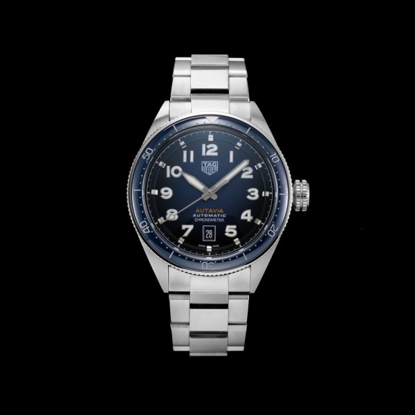 KOR공장 태그호이어 오타비아 시리즈 스틸 네이비 베젤 40mm WBE5116.EB0173