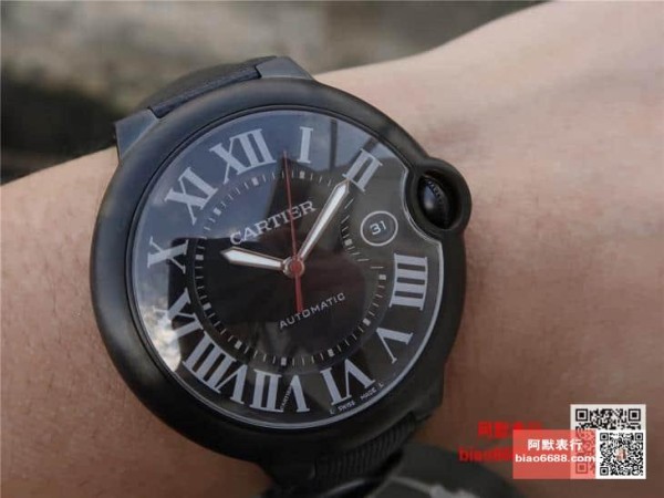 V6공장 까르띠에 블루 벌룬 