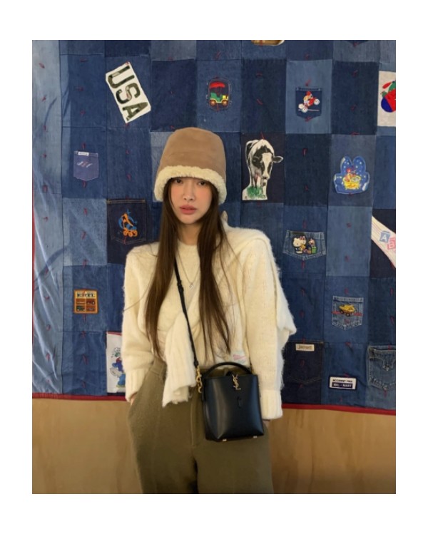 [차정원 PICK] 생로랑 LE 37 미니 버킷백