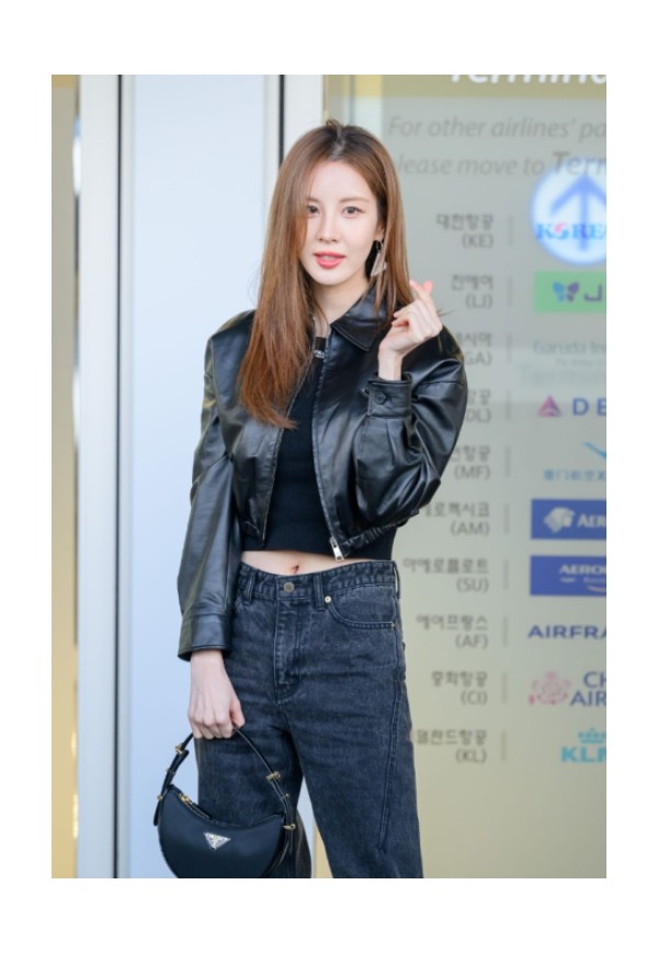 [서현 PICK] 프라다 아르케 숄더백