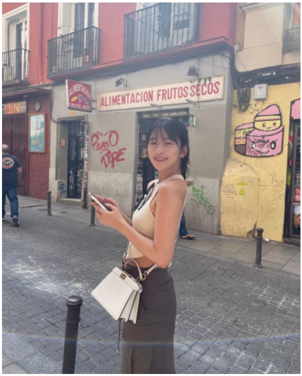 [안유진 PICK] 펜디 피카부 I See U 쁘띠