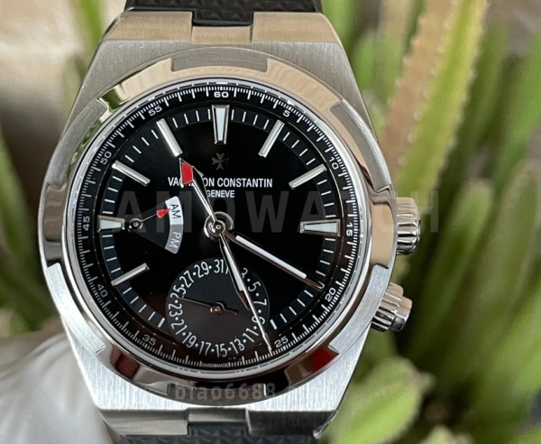 GR공장 바쉐론콘스탄틴 오버시즈 듀얼 타임 41mm 블랙 다이얼 블랙 러버 스트랩 7900V