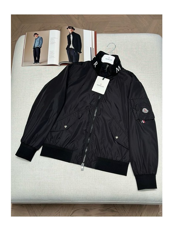 몽클레어 커버드 집업 자켓