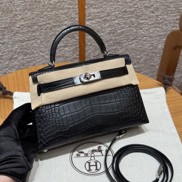 올수공 에르메스 미니 켈리 89/noir 악어 가죽 실버 하드웨어